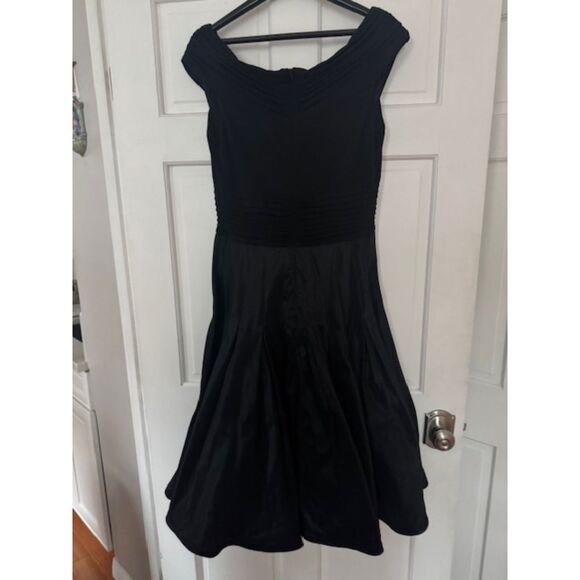 NWOT Tadashi Black semi-formal dress, size 14 - Picture 1 of 8